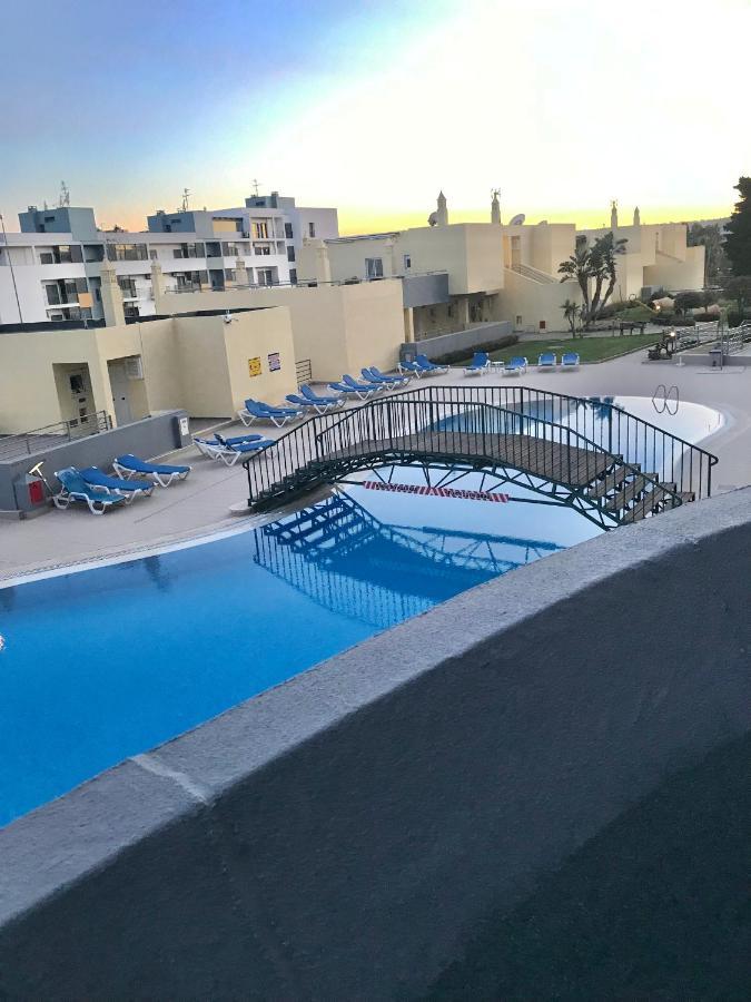 Condo Do Mar Lovely First Floor Apartment With Pool ลากอส ภายนอก รูปภาพ