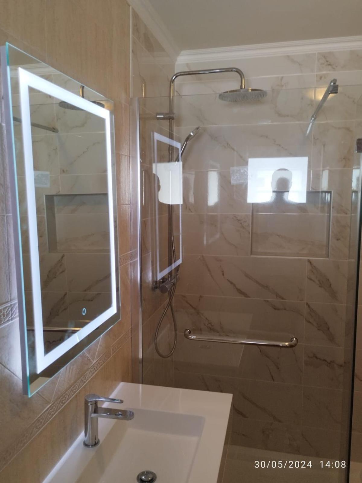 Condo Do Mar Lovely First Floor Apartment With Pool ลากอส ภายนอก รูปภาพ