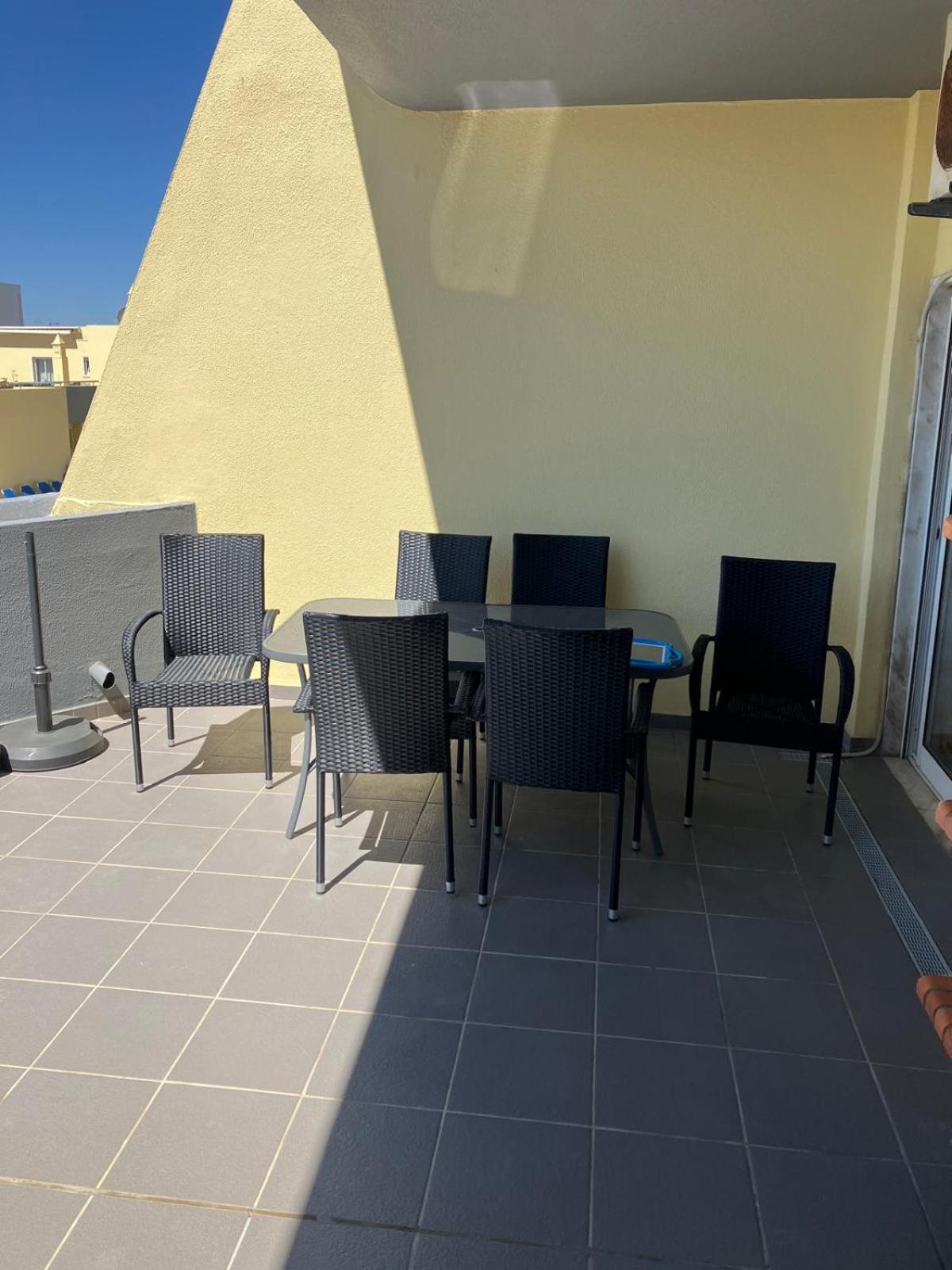 Condo Do Mar Lovely First Floor Apartment With Pool ลากอส ภายนอก รูปภาพ